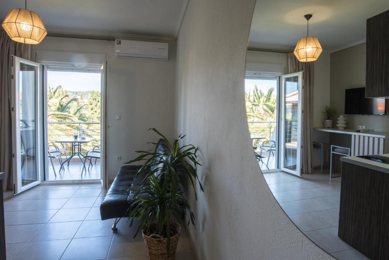 نيكيتي Vertigo Seaside Apartments المظهر الخارجي الصورة