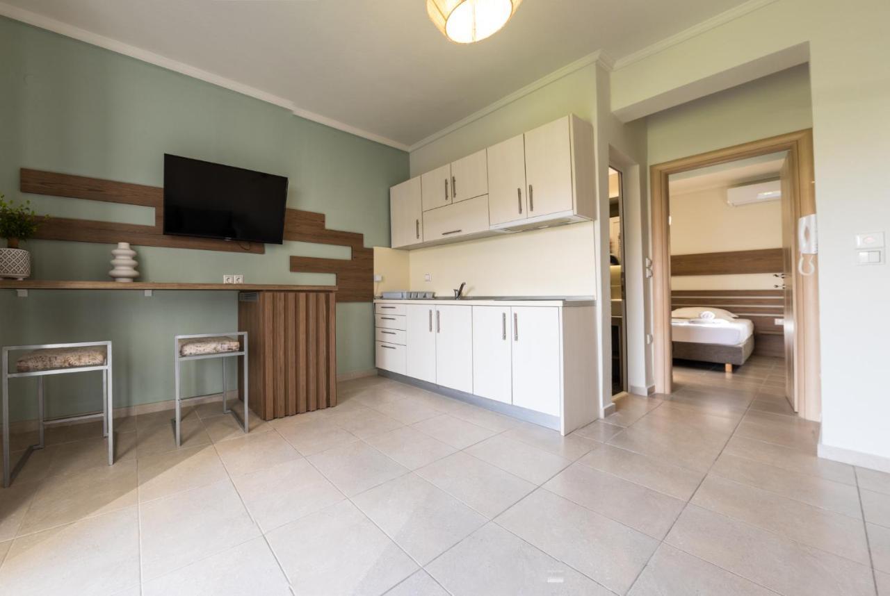 نيكيتي Vertigo Seaside Apartments المظهر الخارجي الصورة