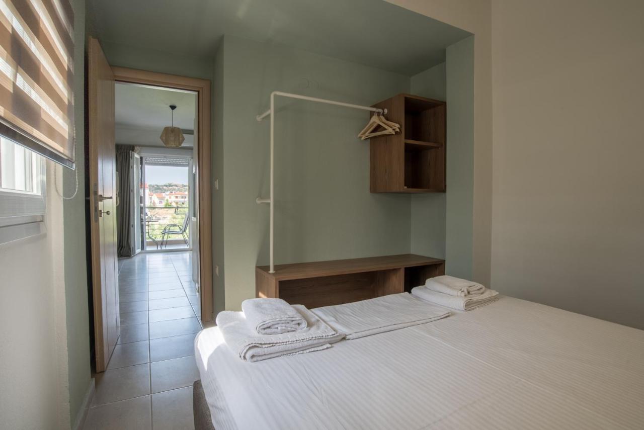 نيكيتي Vertigo Seaside Apartments المظهر الخارجي الصورة