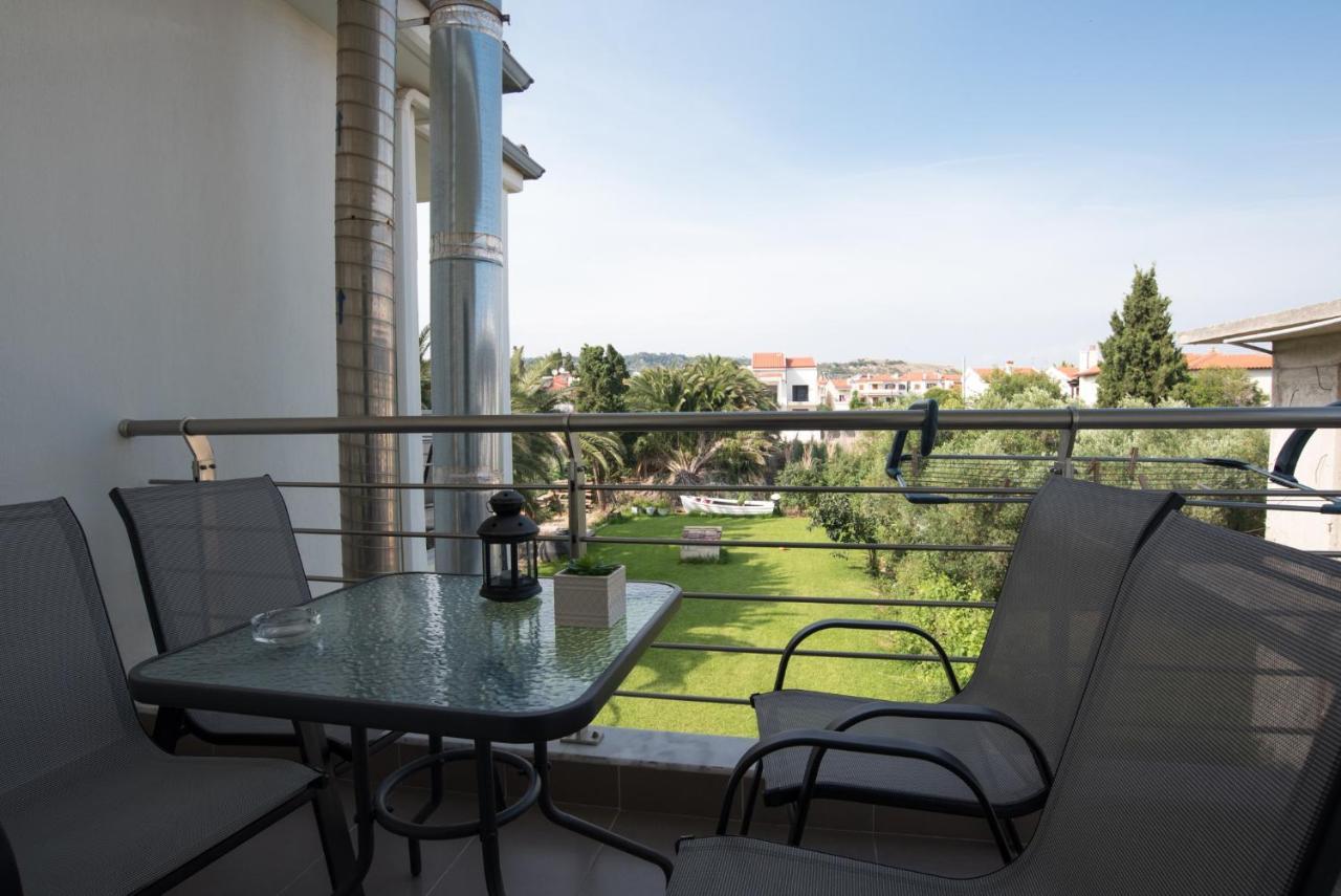 نيكيتي Vertigo Seaside Apartments المظهر الخارجي الصورة