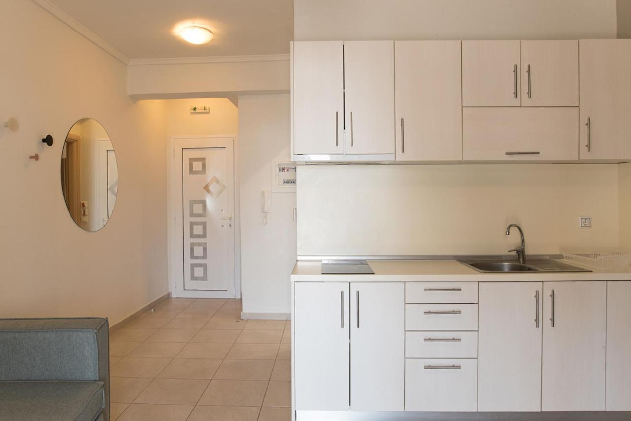 نيكيتي Vertigo Seaside Apartments المظهر الخارجي الصورة