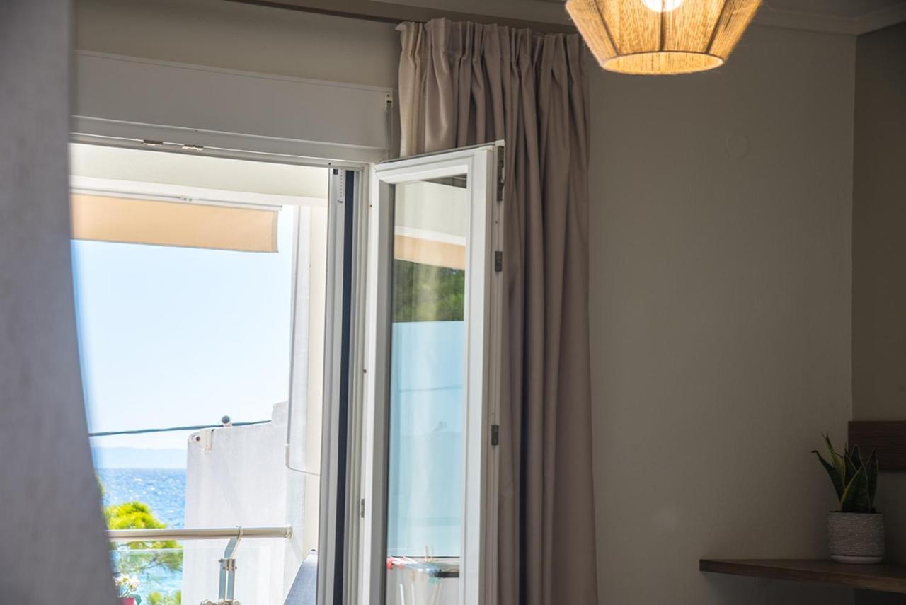 نيكيتي Vertigo Seaside Apartments المظهر الخارجي الصورة